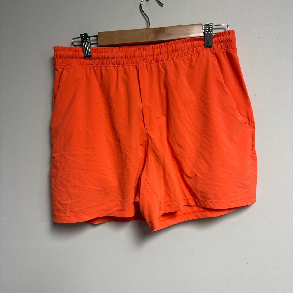 Lululemon Orange Pace Breaker Linerless Shorts 7" Men's Large